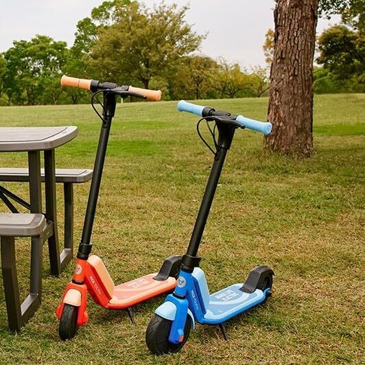 NIU - KQi Youth+ Electric Kids Scooter w/ 7.5 mi Max Operating Range & 10 mph Max Speed - Orange - Image 5