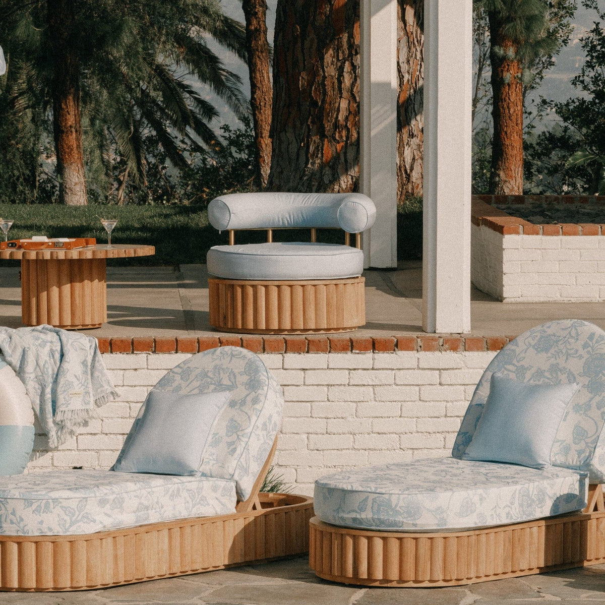 The Daisy Accent Swivel Chair - Image 2