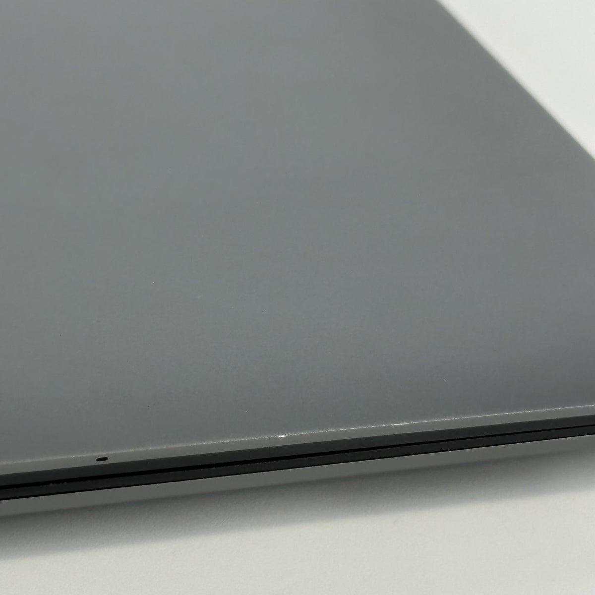 Dell Precision 5470 14 Gray 2.5 GHz Intel Core i9 12th Gen. 32GB RAM 1TB Solid State Drive NVIDIA RTX A1000 4 GB - Image 14