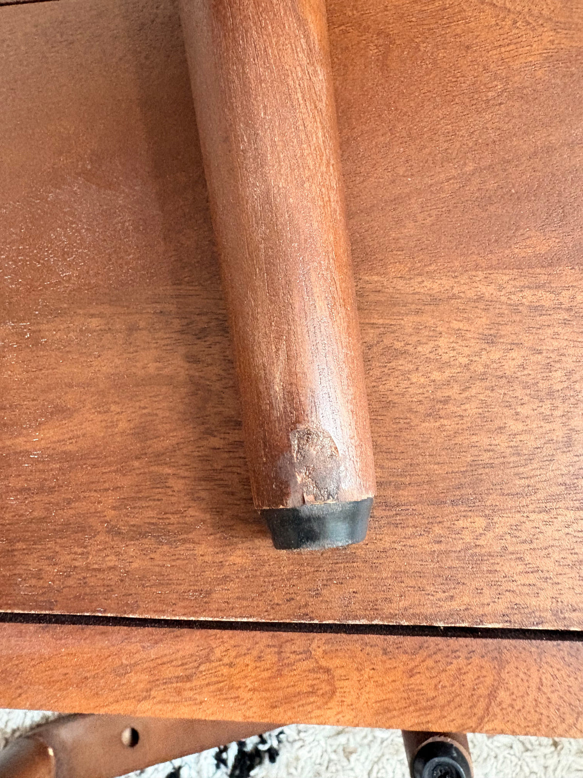 Scandinavian Walnut Oslo Bedside Table (Damaged) - Image 4
