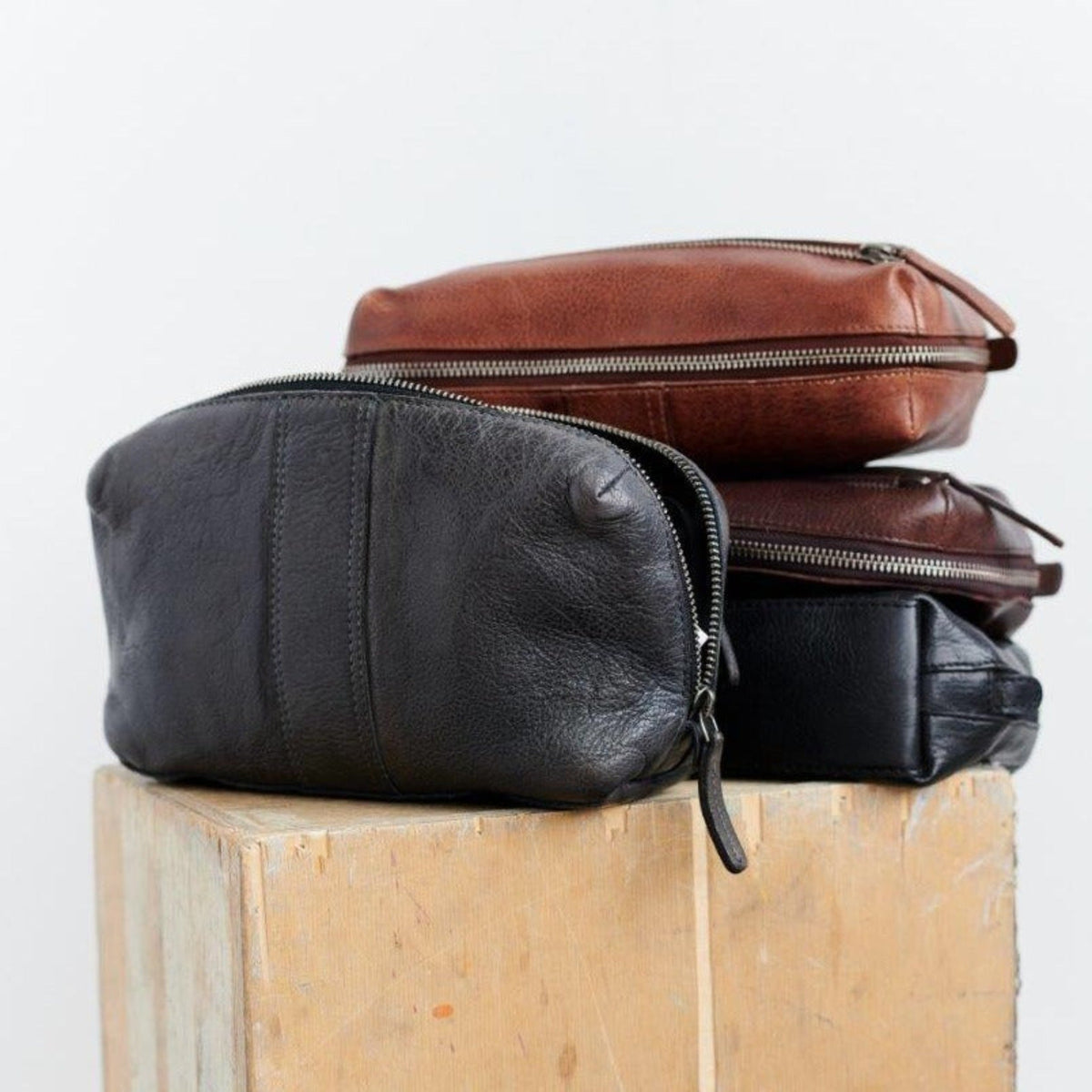 Dale Leather Travel Kit - Image 2