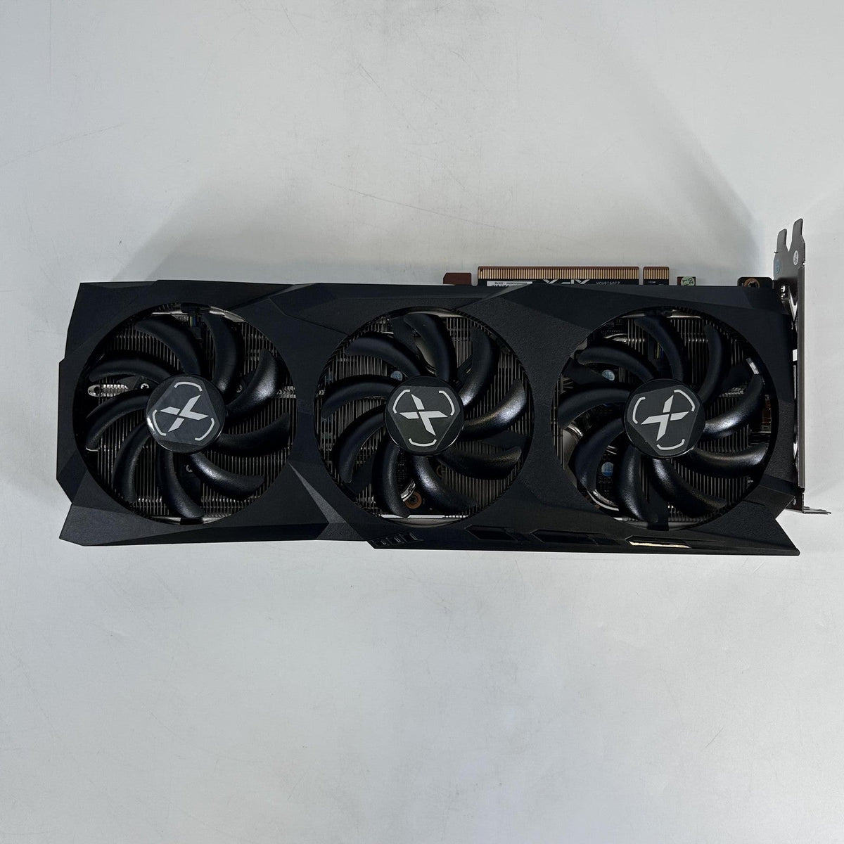 AMD Radeon RX 6700 XT 12GB RAM