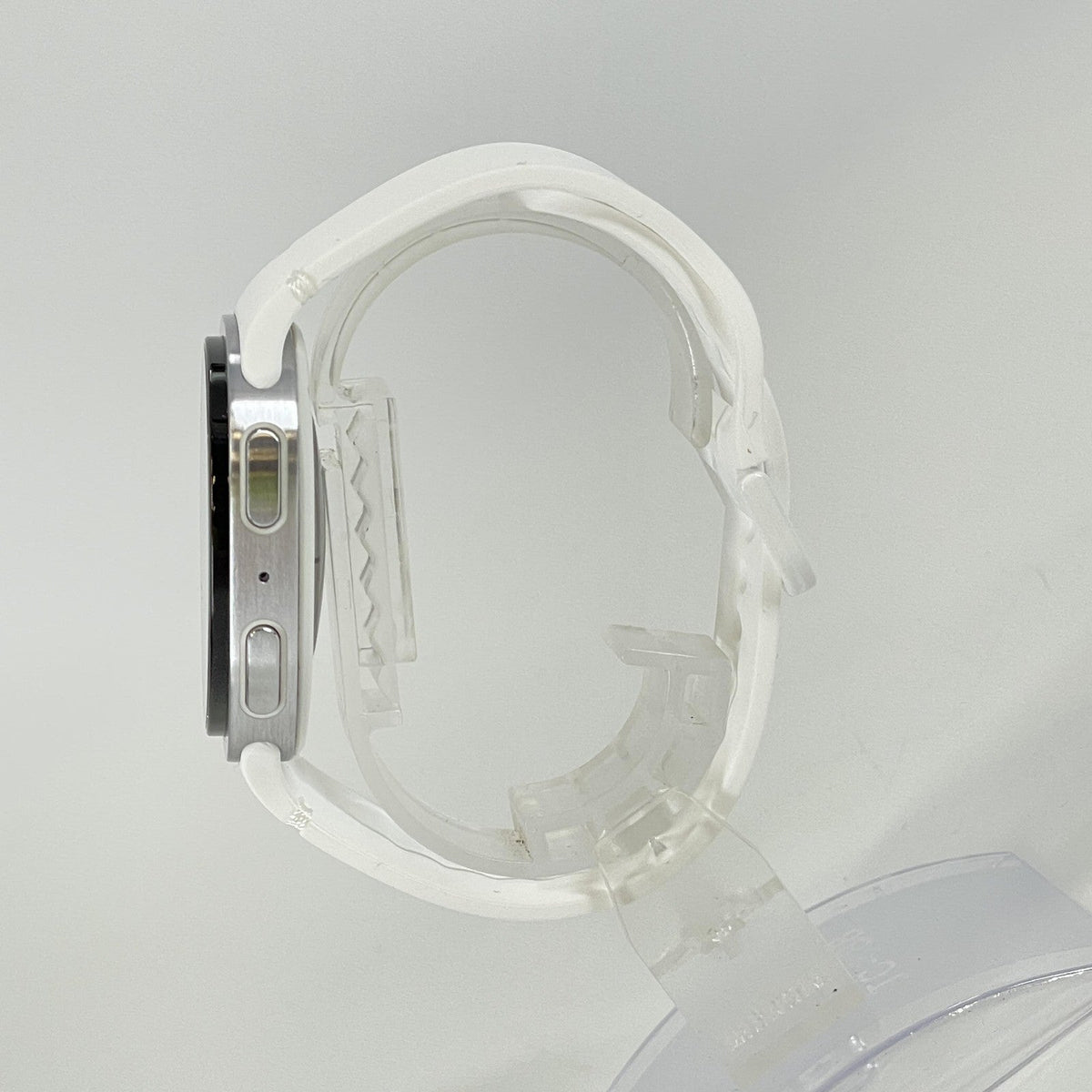 Samsung Galaxy Watch8 40mm Silver Unlocked 32GB - Image 3