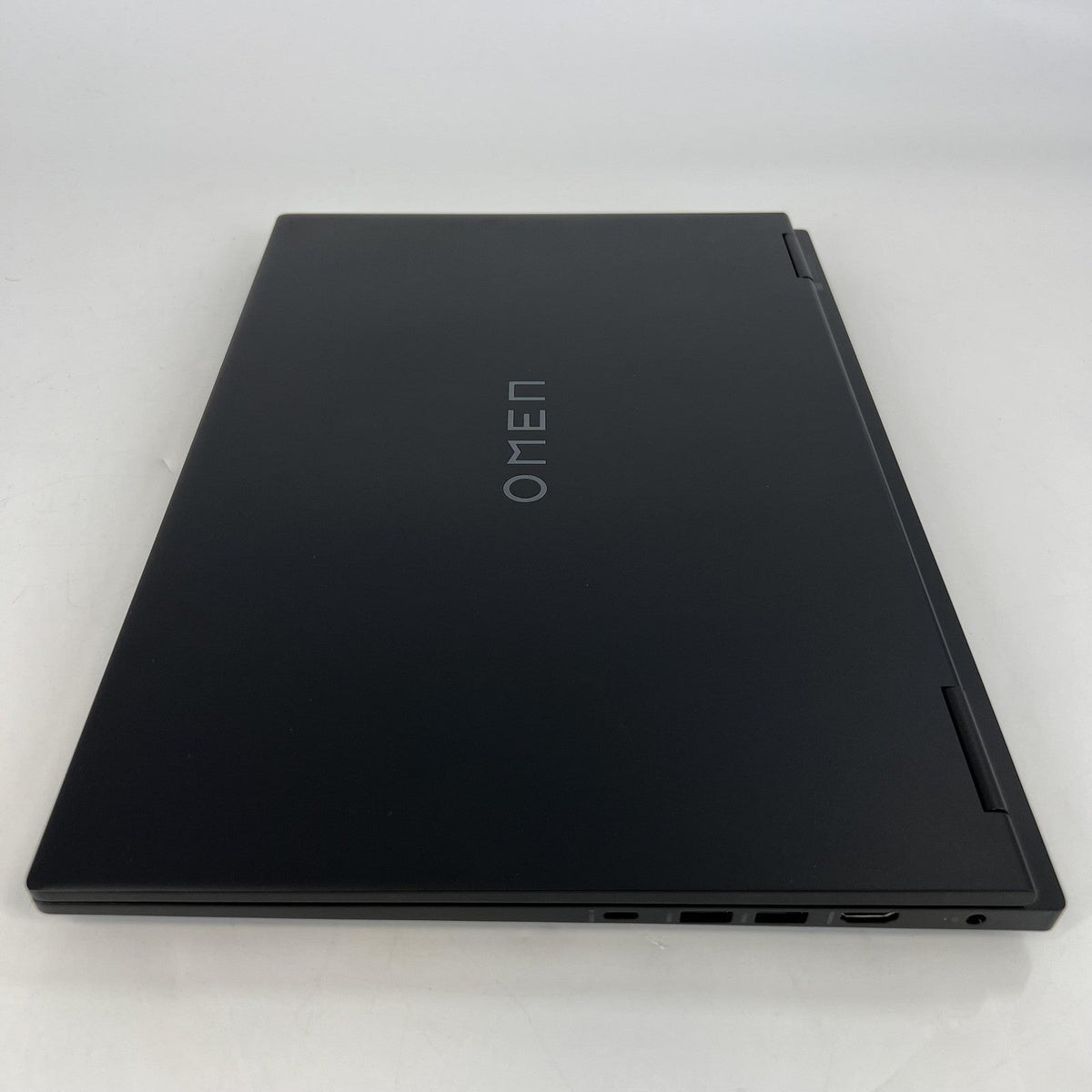 HP Omen 16 Black 2.4 GHz Intel Core i7 13th Gen. 16GB RAM 1TB Solid State Drive NVIDIA GeForce RTX 4060 8 GB - Image 8