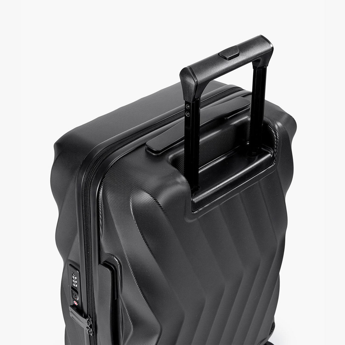 Globetrotter 20" Hardside Rolling Carry-on Stylish Suitcase - Image 9