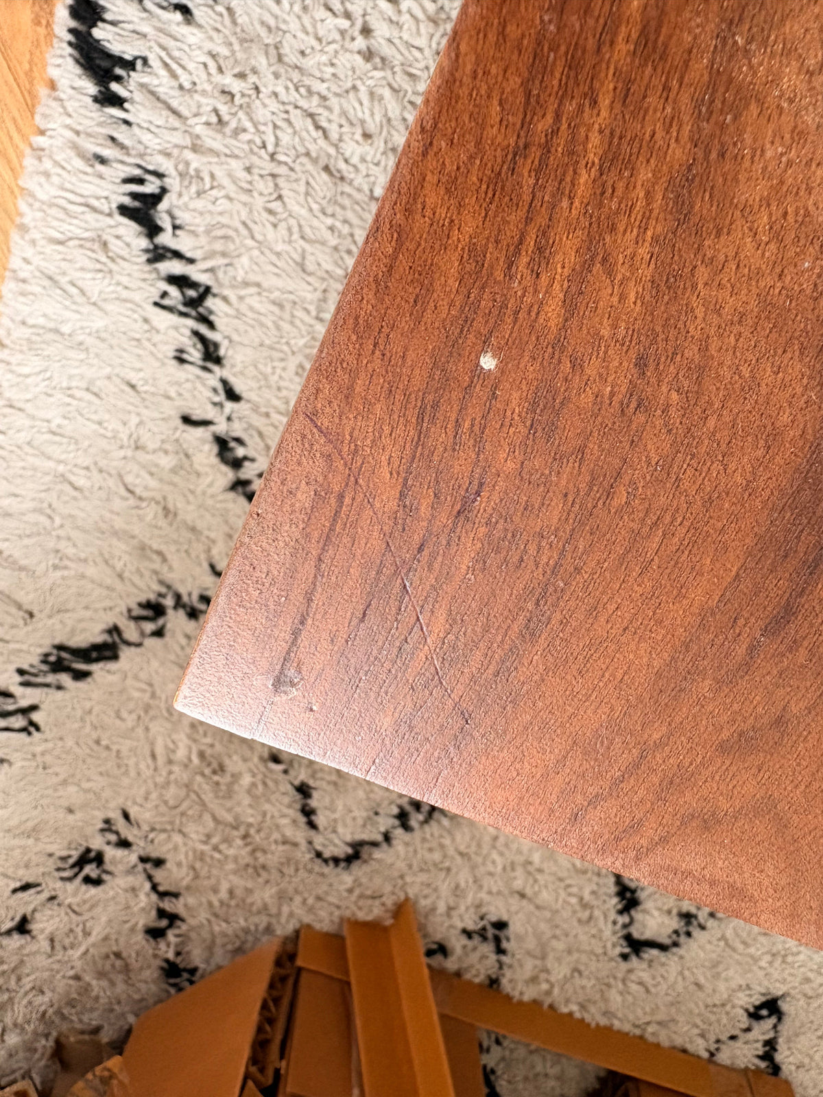 Scandinavian Walnut Oslo Bedside Table (Damaged) - Image 2