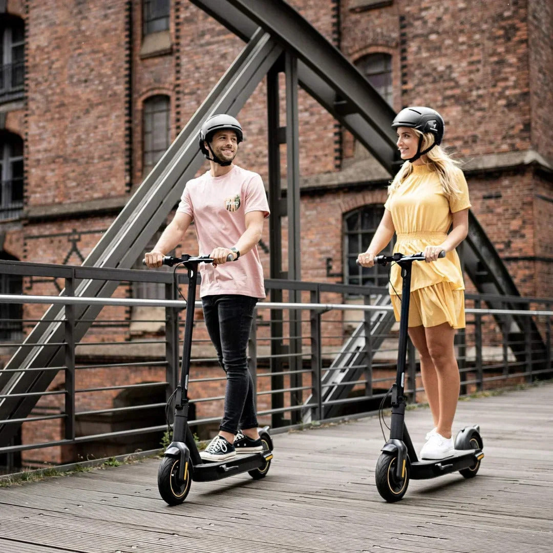 Segway - Max G30P Electric Kick Scooter, Foldable Electric Scooter w/40.4 mi Max Operating Range & 18.6 mph Max Speed - Black