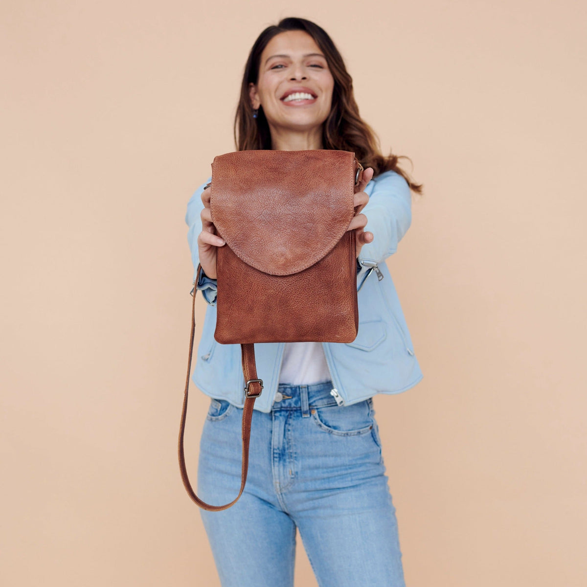 Peck Leather Crossbody Bag - Image 6