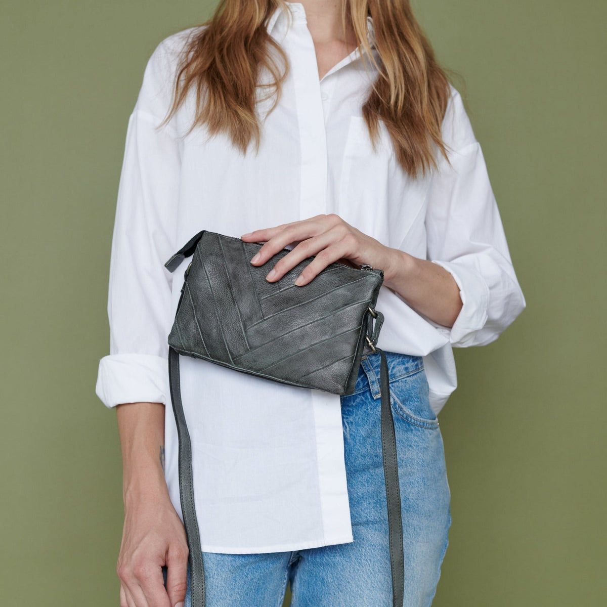 Sunny Leather Crossbody Bag - Image 19