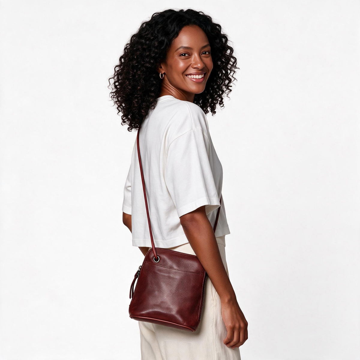 Lilly Leather Crossbody Bag - Image 46
