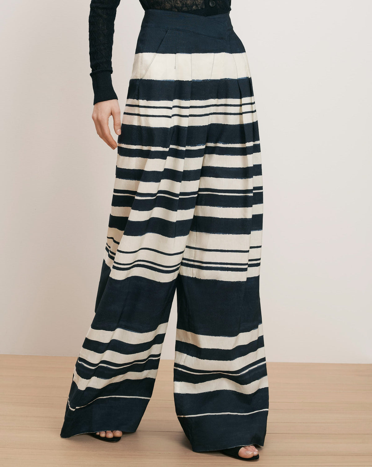 Heron Crossover Waistband Pant - Image 2