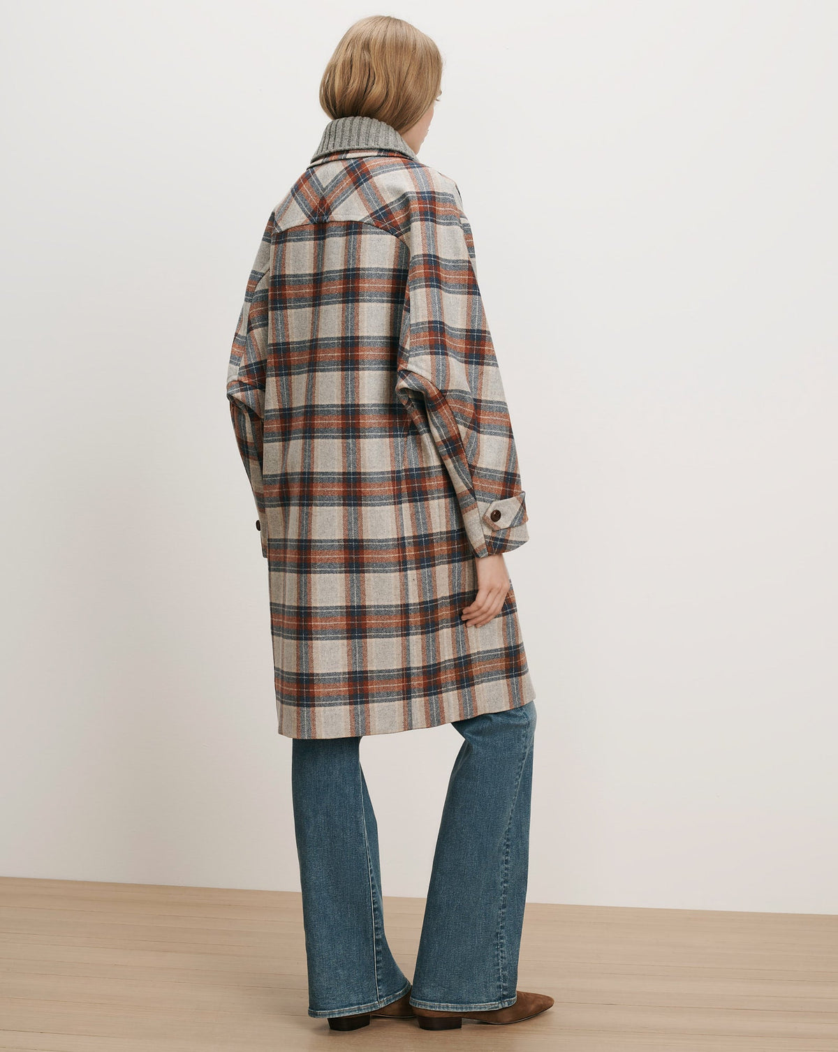 Laurent Dickey Coat - Image 5