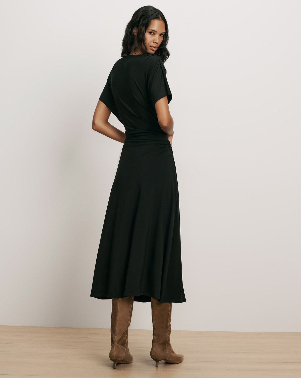 Lila Ruched Midi Dress - Image 5