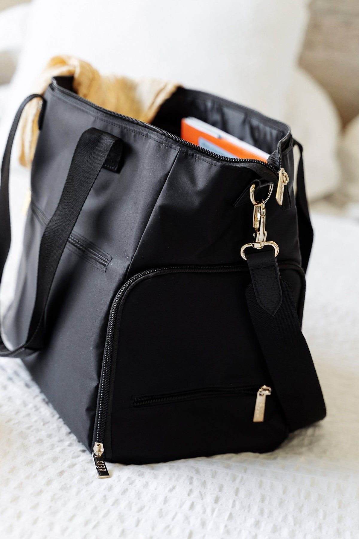 The Pumping Bag in Black - Image 16