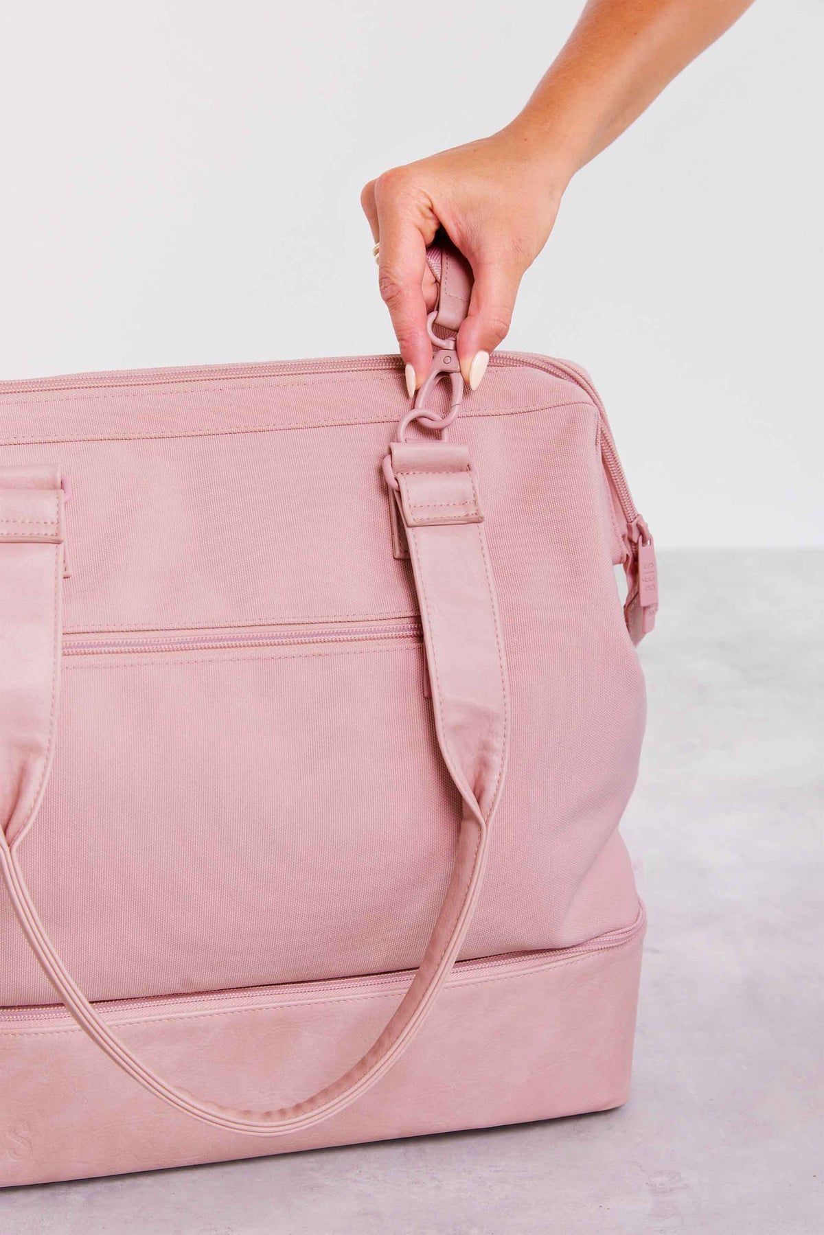 Resale The Weekender in Atlas Pink - Image 12