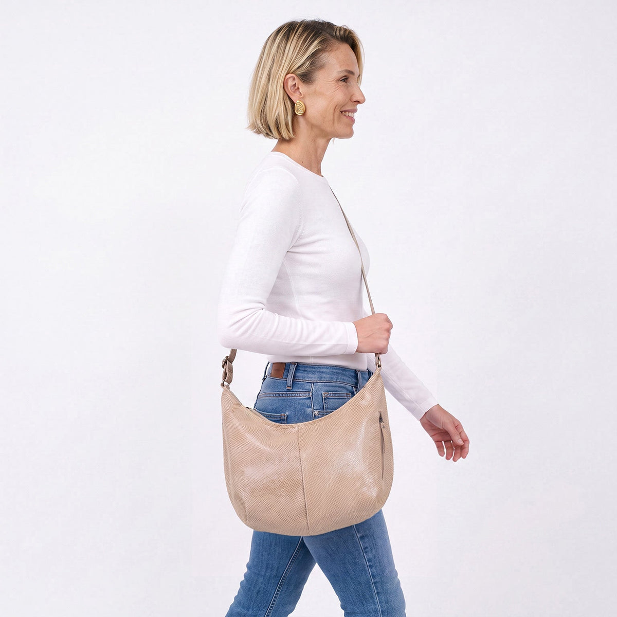Jackson Leather Crossbody Bag - Image 37