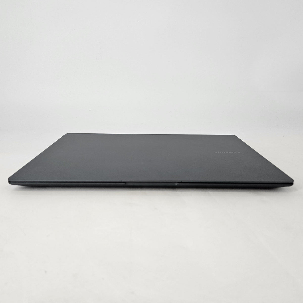 Samsung Galaxy Book3 Ultra 16 Graphite 2.6 GHz Intel Core i9 13th Gen. 32GB RAM 1TB Solid State Drive NVIDIA - Image 9