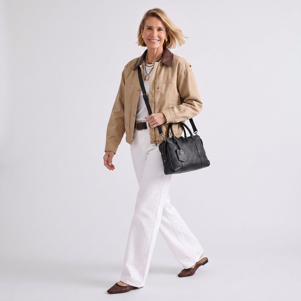 James Leather Crossbody Bag - Image 11