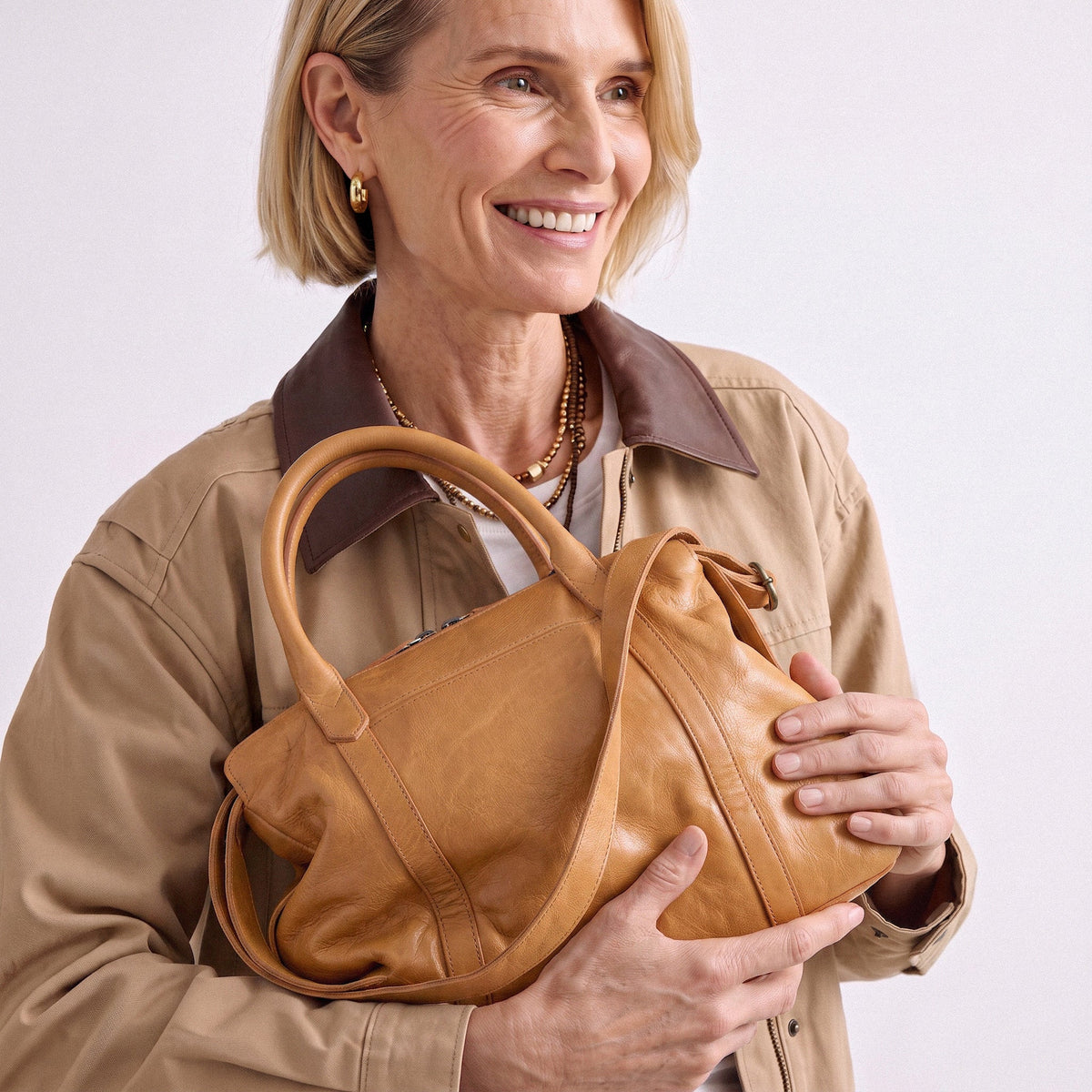 James Leather Crossbody Bag - Image 37