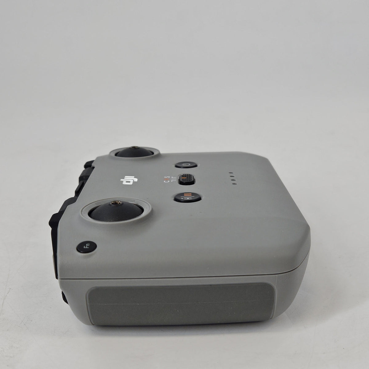DJI Air 3 - Image 10