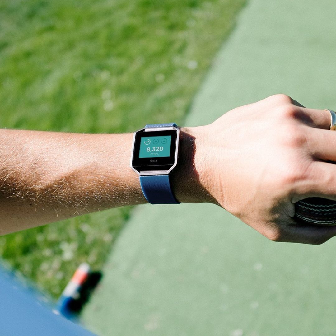 Fitbit Blaze – Smart Fitness Watch HR Monitor – Large – Blue Band – FB502SBUL - Image 4