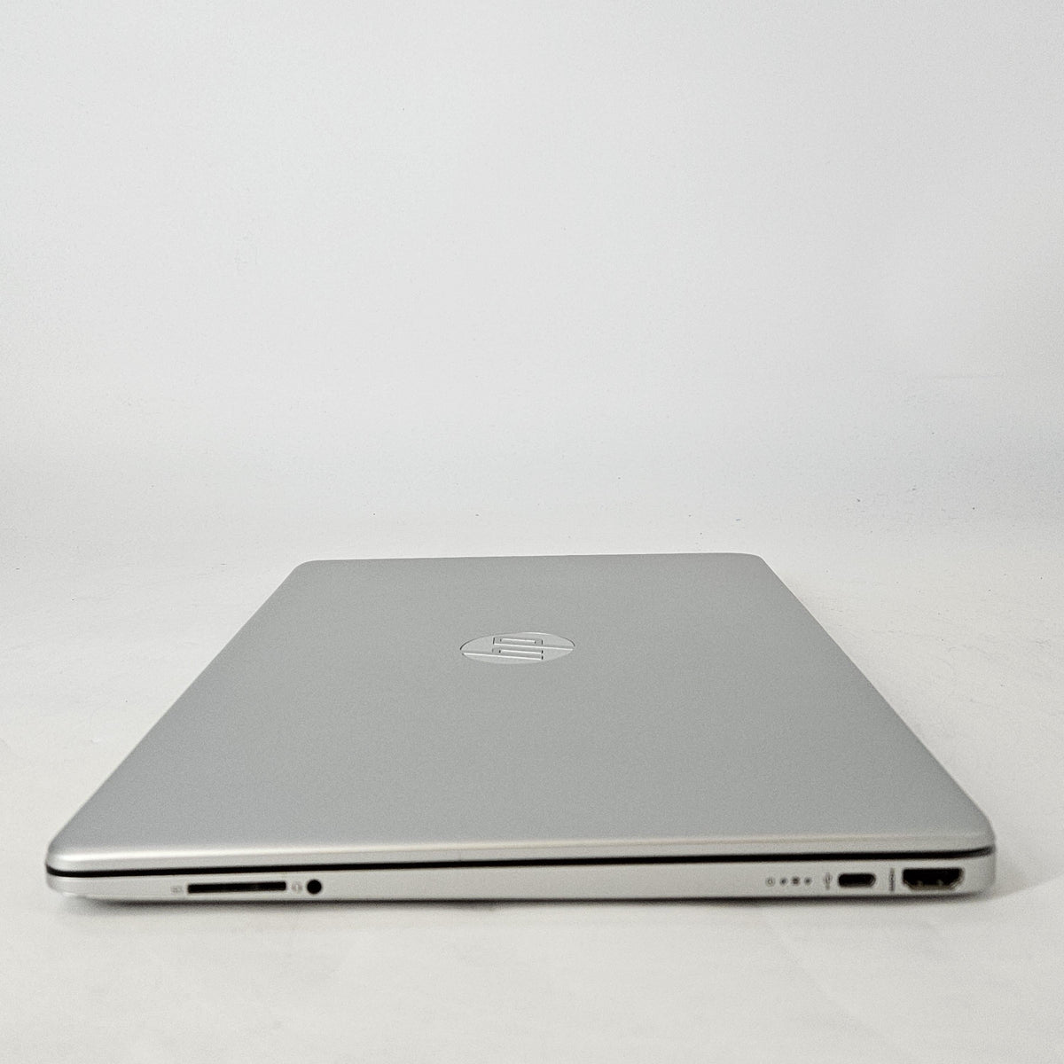 HP Notebook 15 Silver 2.8 GHz Intel Core i7 11th Gen. 16GB RAM 512GB Solid State Drive - Image 11