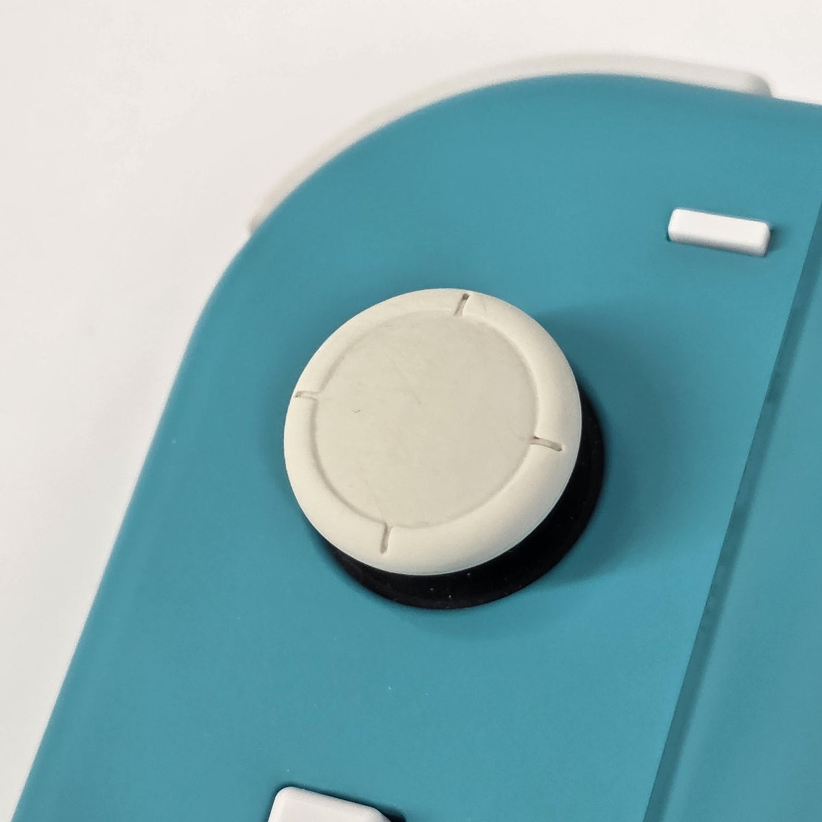 Nintendo Switch Lite Animal Crossing: Timmy & Tommy’s Aloha Edition Turquoise 32GB - Image 10