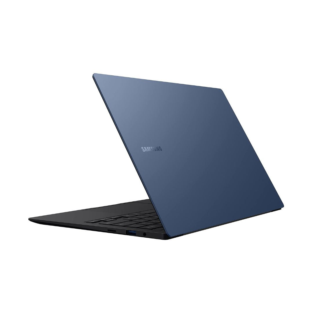 Samsung - Galaxy Book Pro 15.6 AMOLED Laptop - Intel Evo Platform Core i5 - 8GB Memory - 512GB SSD - Image 5