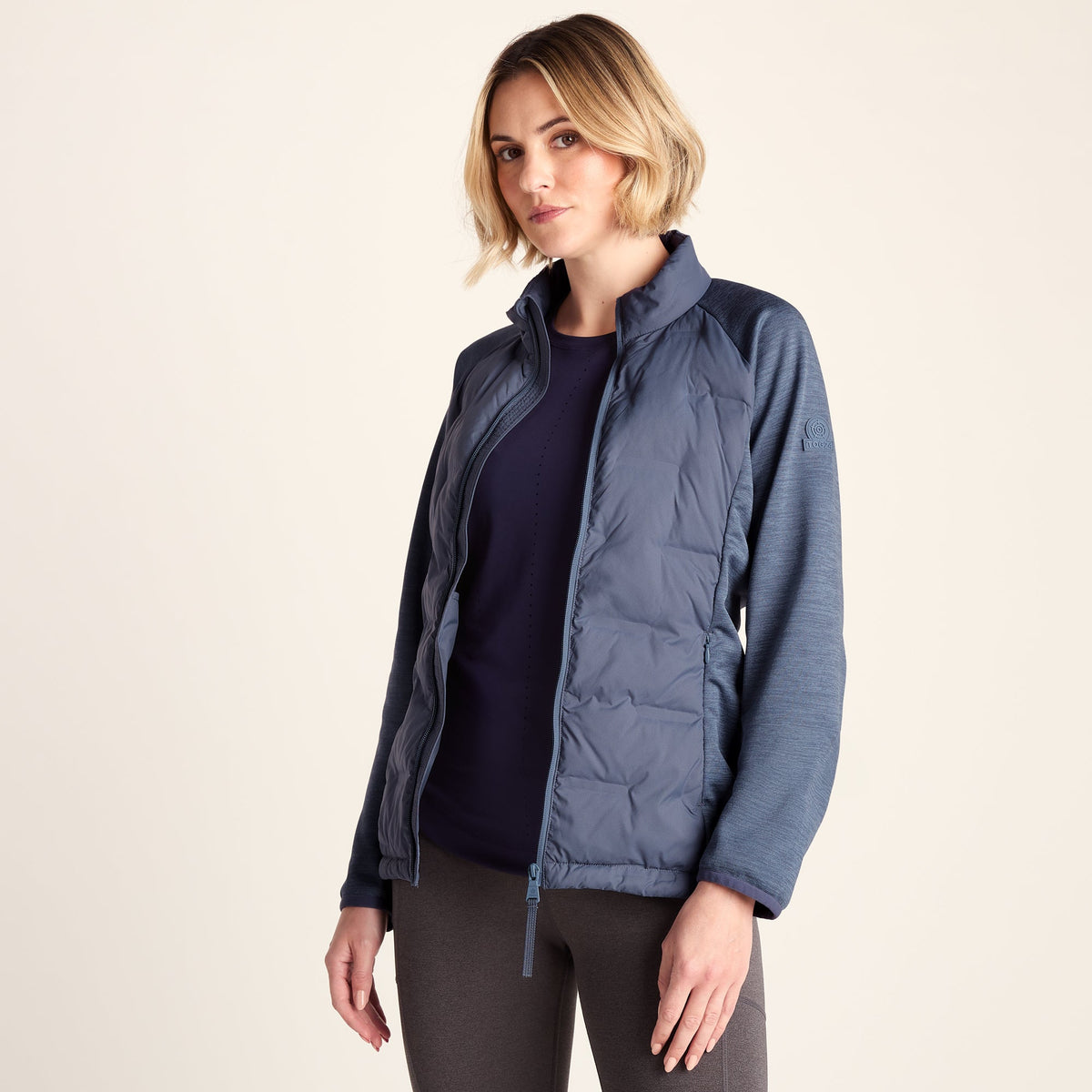 Arna Womens Lightweight Insulated Hybrid Jacket - Smokey Blue - Image 7