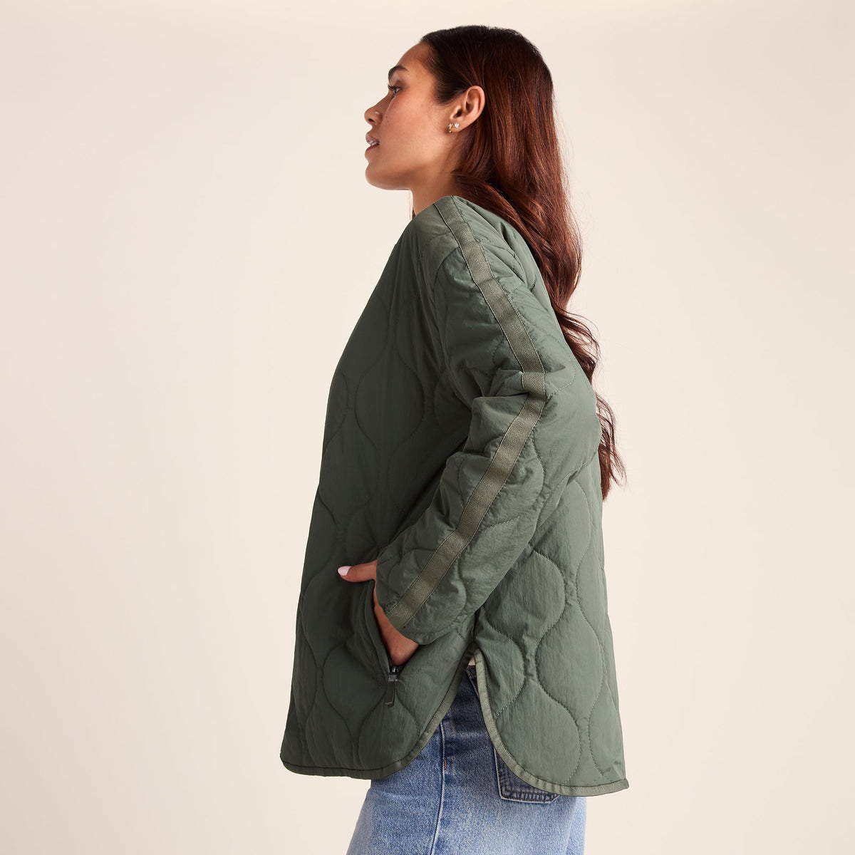 Cleadon Womens Relaxed Fit Shower Resistant Lightweight Insulated Jacket - Pale Khaki - Image 6