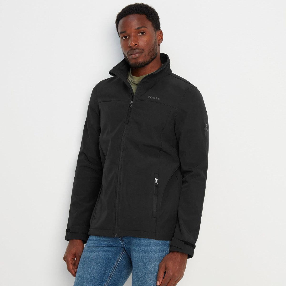 Feizor Mens Shower Resistant Softshell Jacket - Black - Image 3