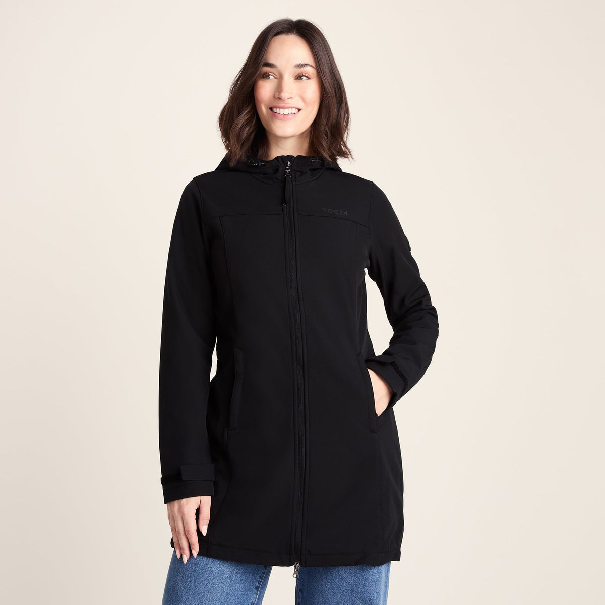 Keld Womens Long Shower Resistant Hooded Softshell Jacket - Black - Image 3