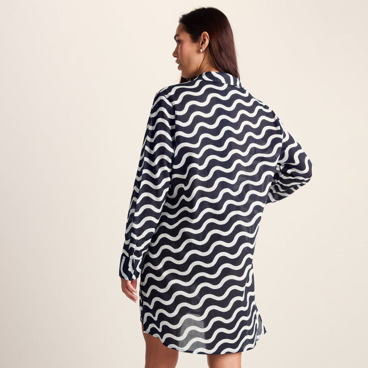 Kylie Womens Long Sleeve 100% Cotton Supersoft Shirt - Oxford Blue Wave Print - Image 3