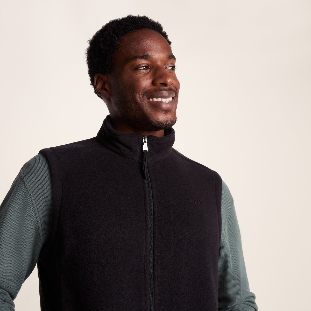 Revive Mens Fleece Gilet - Black - Image 5