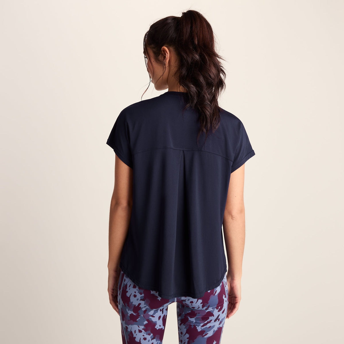 Skyla Womens Short Sleeve Performance Top - Oxford Blue - Image 4
