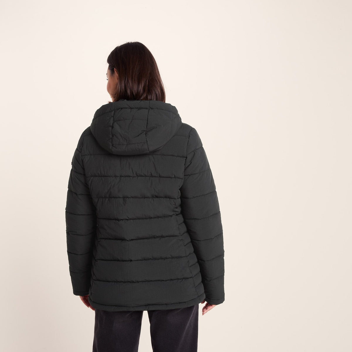 Sleight Womens Short Insulated Parka - Black - Image 4