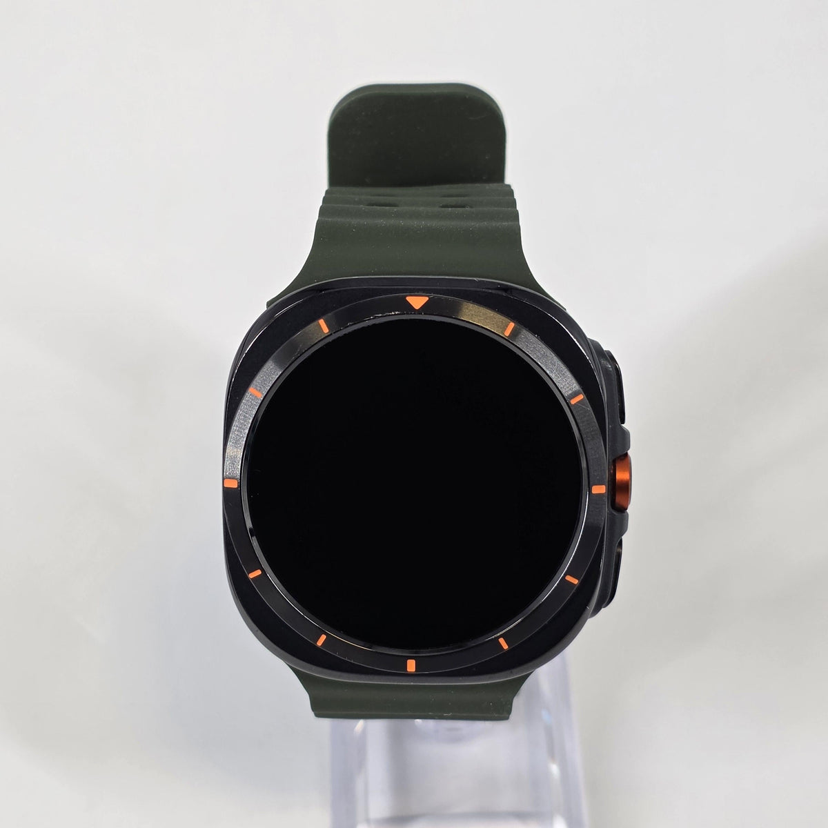 Samsung Galaxy Watch Ultra 47mm Gray Unlocked 32GB - Image 2