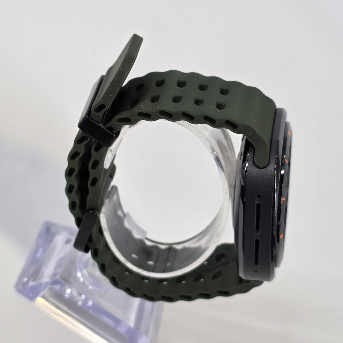 Samsung Galaxy Watch Ultra 47mm Gray Unlocked 32GB - Image 3