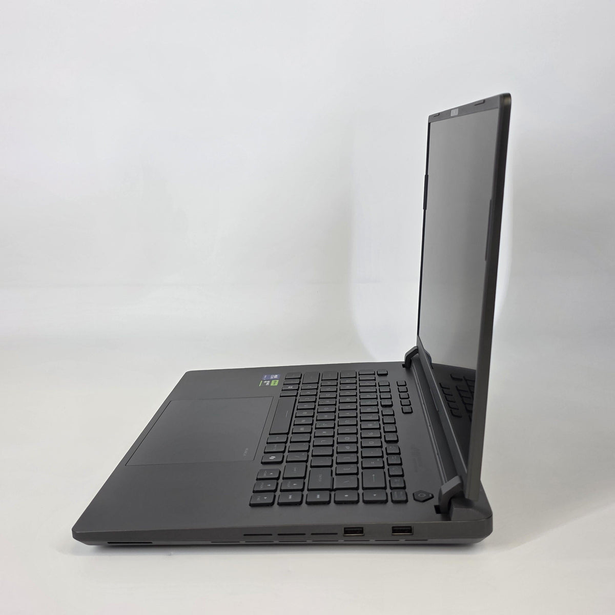 Asus ROG Strix G16 G615 16 Black 2.7 GHz Intel Core Ultra 9 Series 2 32GB RAM 1TB Solid State Drive NVIDIA GeForce - Image 4