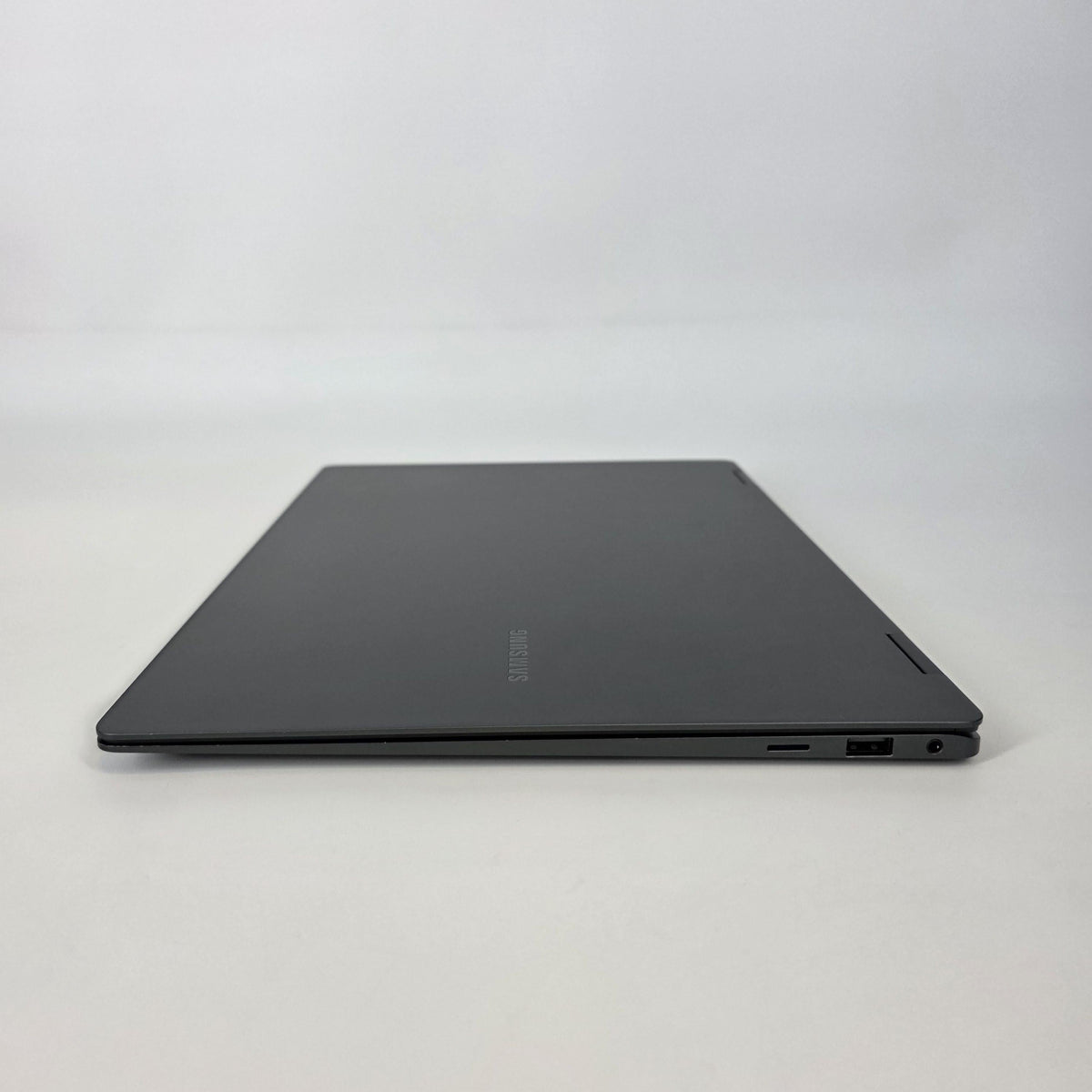 Samsung Galaxy Book3 Pro 360 16 Graphite 2.2 GHz Intel Core i7 13th Gen. 16GB RAM 1TB Solid State Drive - Image 7