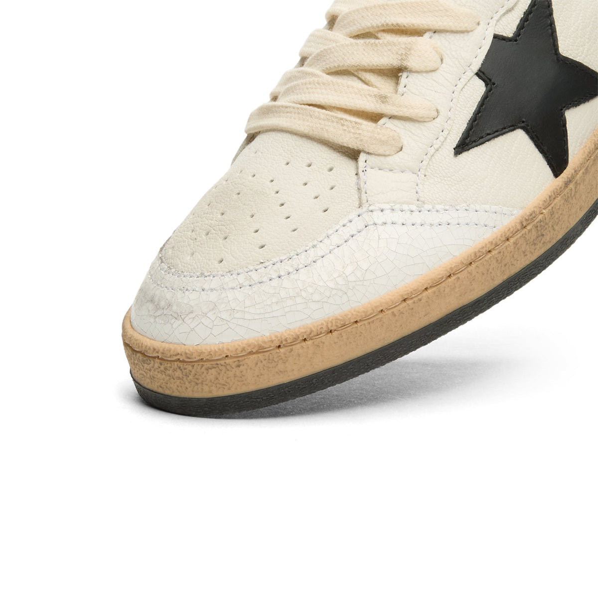 Golden Goose Ballstar Nappa Upper Leather Star And Heel Crack Toe And Spur (White/Black) - Image 6