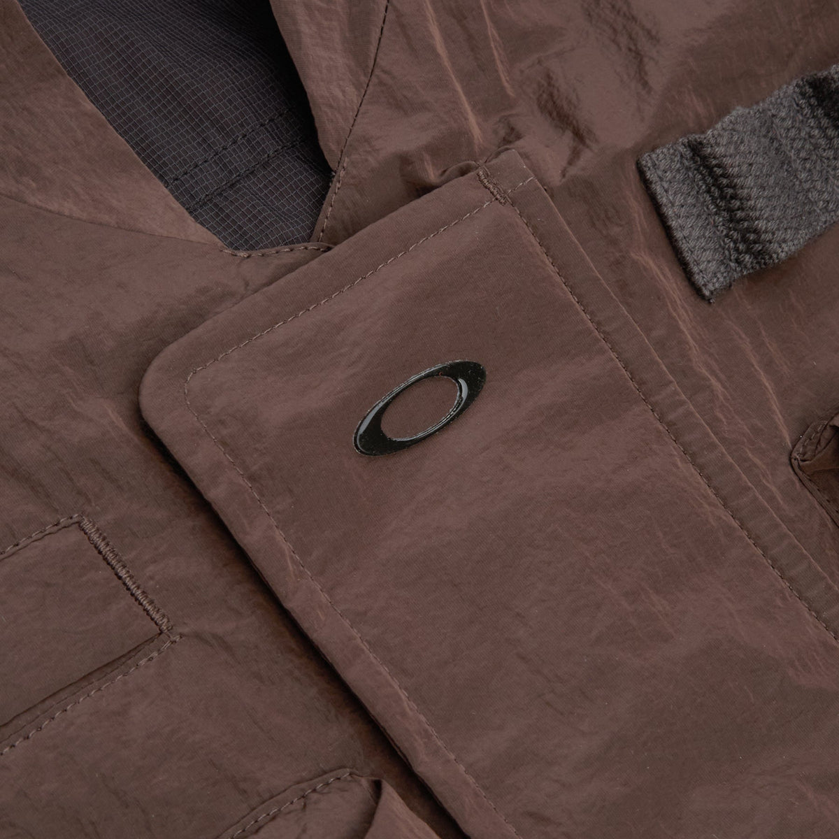 Oakley Jaylen Brown Reserve Momento Vest (Terrain) - Image 5