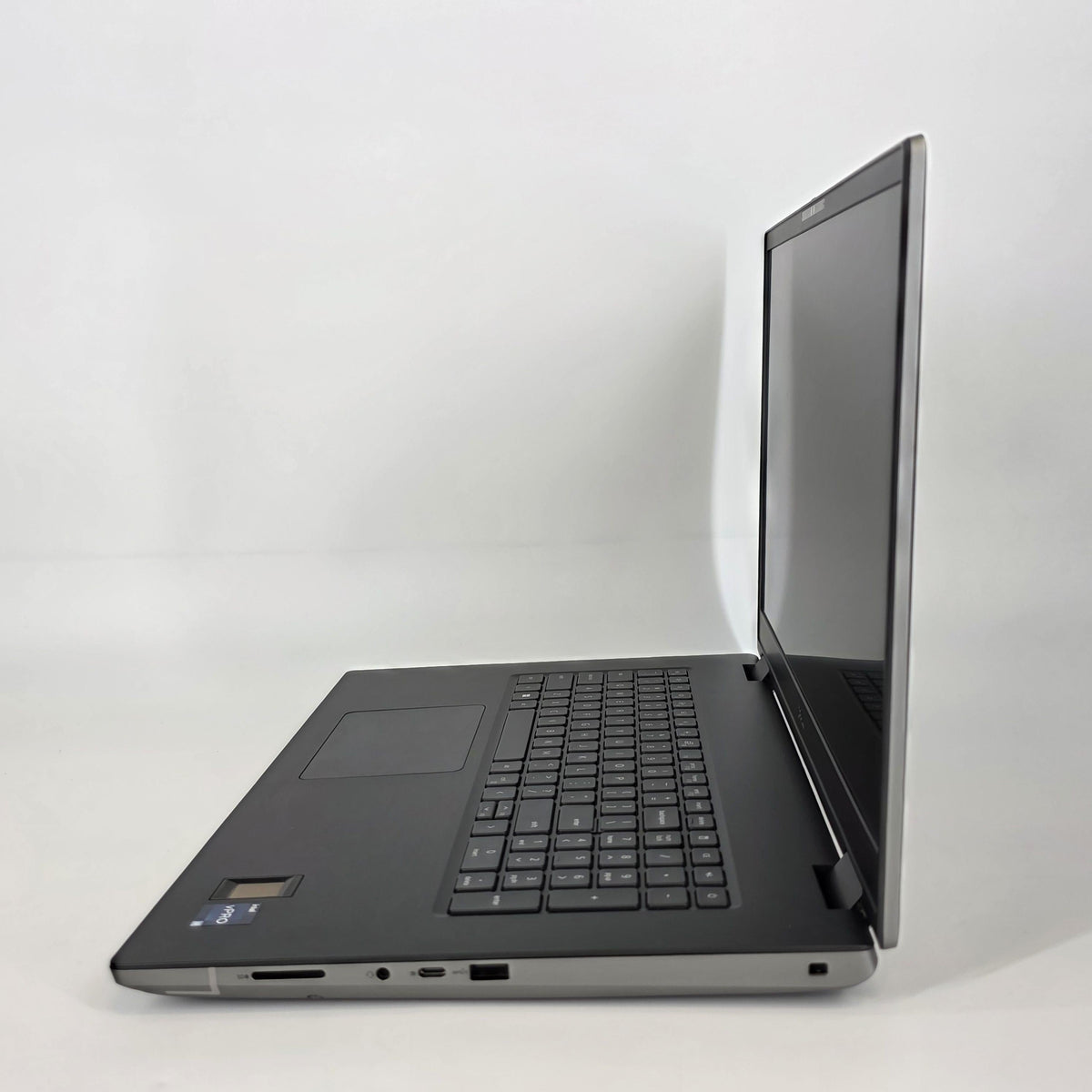 Dell Precision 7780 17.3 Gray 2.2 GHz Intel Core i9 13th Gen. 32GB RAM 512GB Solid State Drive NVIDIA RTX 3500 Ada - Image 4