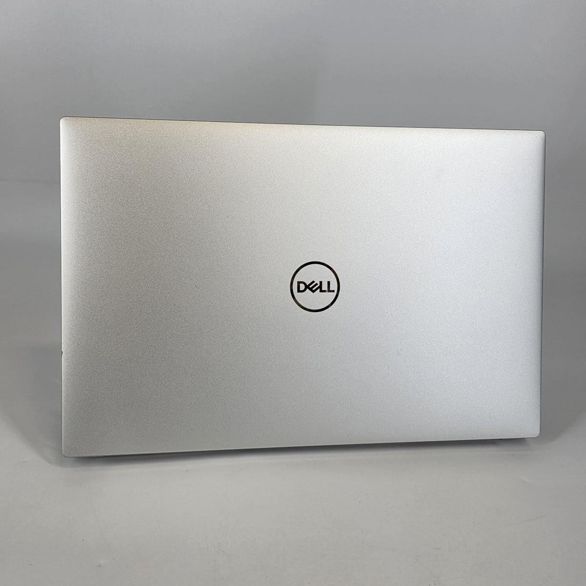 Dell XPS 15 9510 Silver 2.3 GHz Intel Core i7 11th Gen. 16GB RAM 512GB Solid State Drive NVIDIA GeForce RTX 3050 4 - Image 5
