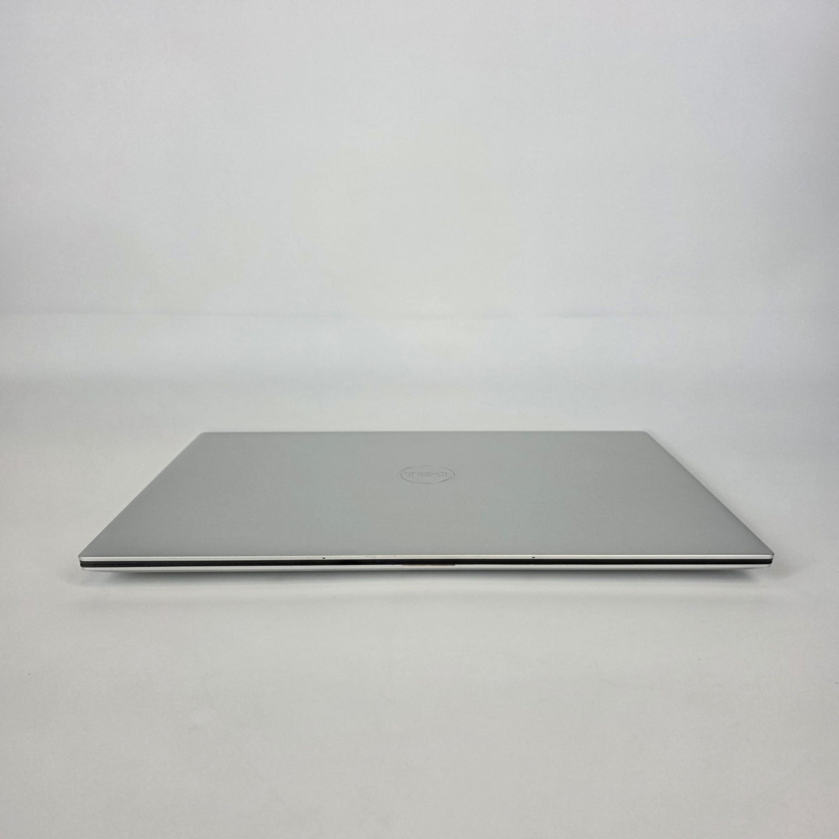 Dell XPS 15 9510 Silver 2.3 GHz Intel Core i7 11th Gen. 16GB RAM 512GB Solid State Drive NVIDIA GeForce RTX 3050 4 - Image 9