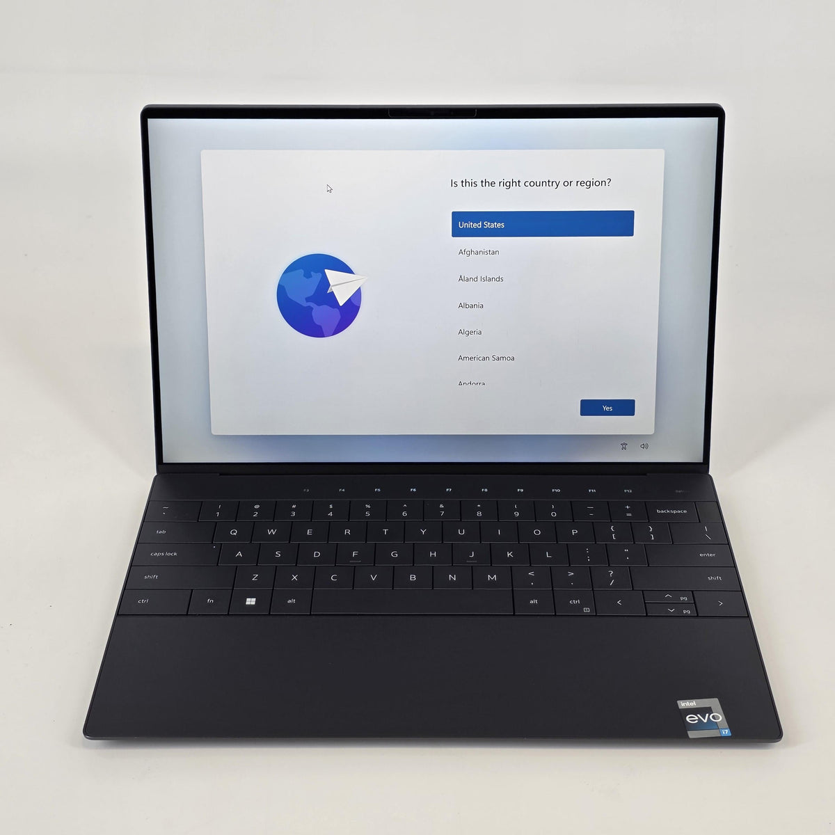 Dell XPS 13 Plus 9320 Black 2.2 GHz Intel Core i7 13th Gen. 32GB RAM 1TB Solid State Drive