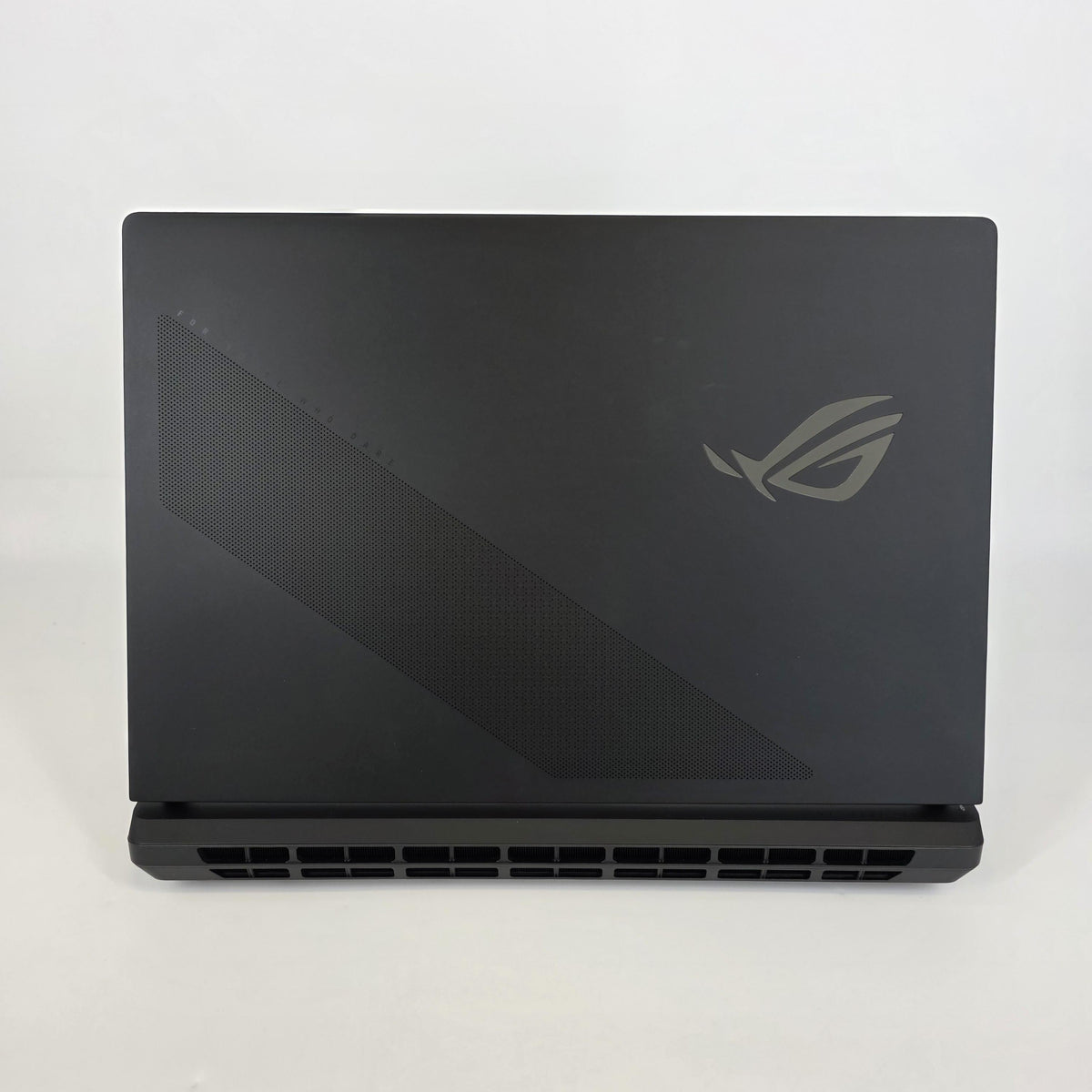 Asus ROG Strix Scar 18 G835 18 Black 2.7 GHz Intel Core Ultra 9 Series 2 32GB RAM 1TB Solid State Drive NVIDIA - Image 10