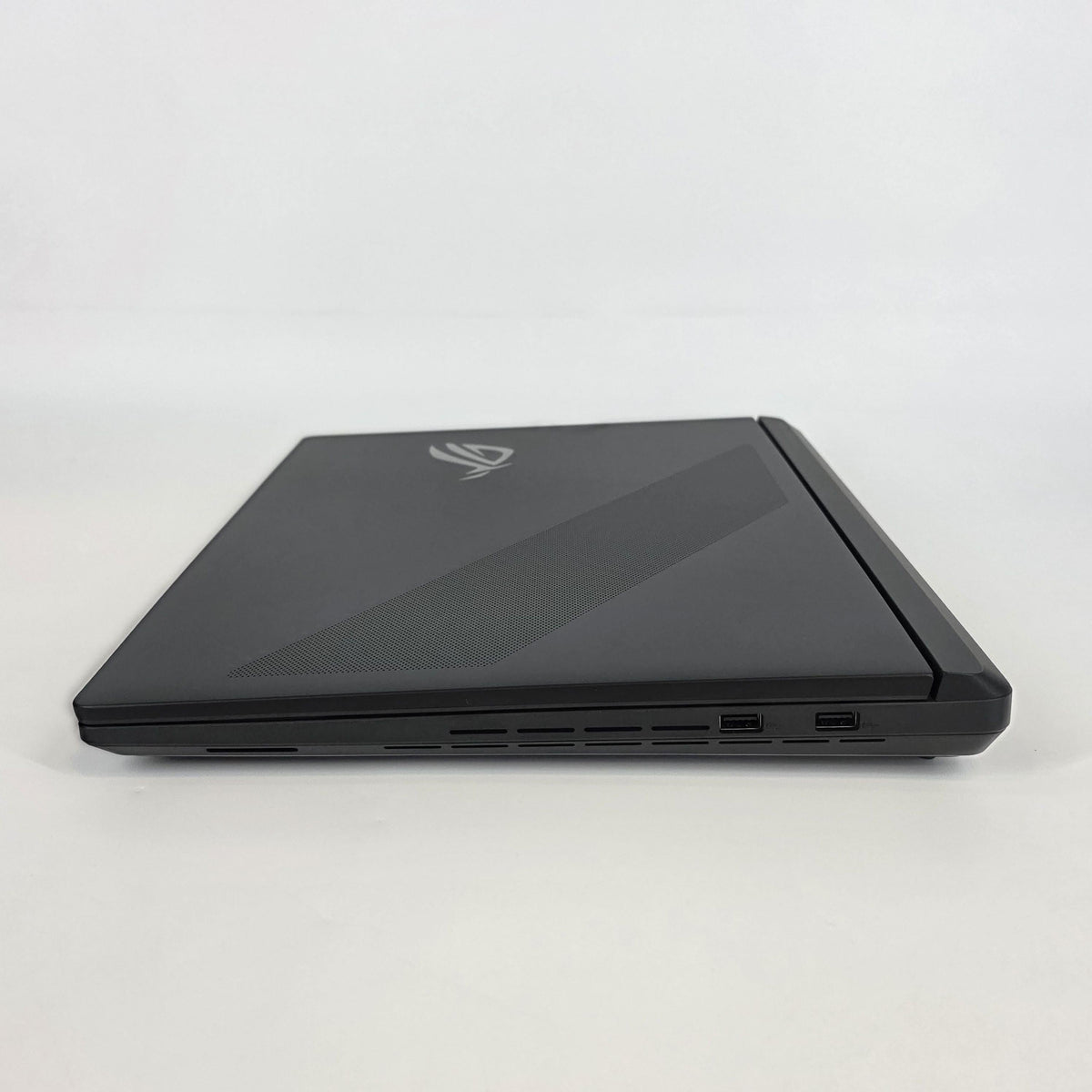 Asus ROG Strix Scar 18 G835 18 Black 2.7 GHz Intel Core Ultra 9 Series 2 32GB RAM 1TB Solid State Drive NVIDIA - Image 7