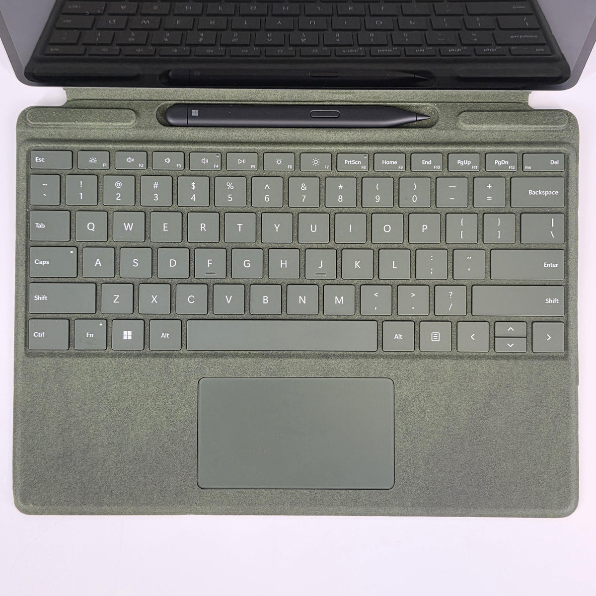 Microsoft Surface Pro 9 13 Platinum Unlocked 2.9 GHz Microsoft SQ3 Processor 8GB RAM 256GB Solid State Drive - Image 2