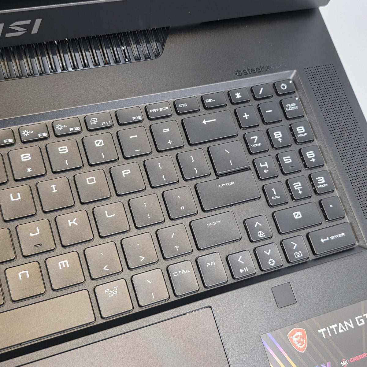 MSI Titan GT77 17.3 Black 2.0 GHz Intel Core i7 12th Gen. 32GB RAM 1TB Solid State Drive NVIDIA GeForce RTX 3070 - Image 15